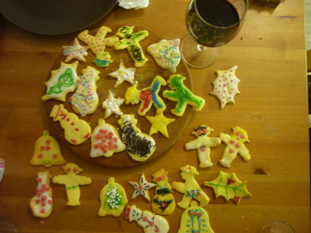 Faire du vin chaud Faire du vin chaud et des biscuits de Noel